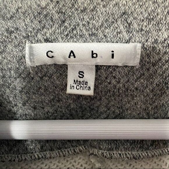 Cabi jacket Style #393 gray one button is missing - Picture 5 of 9